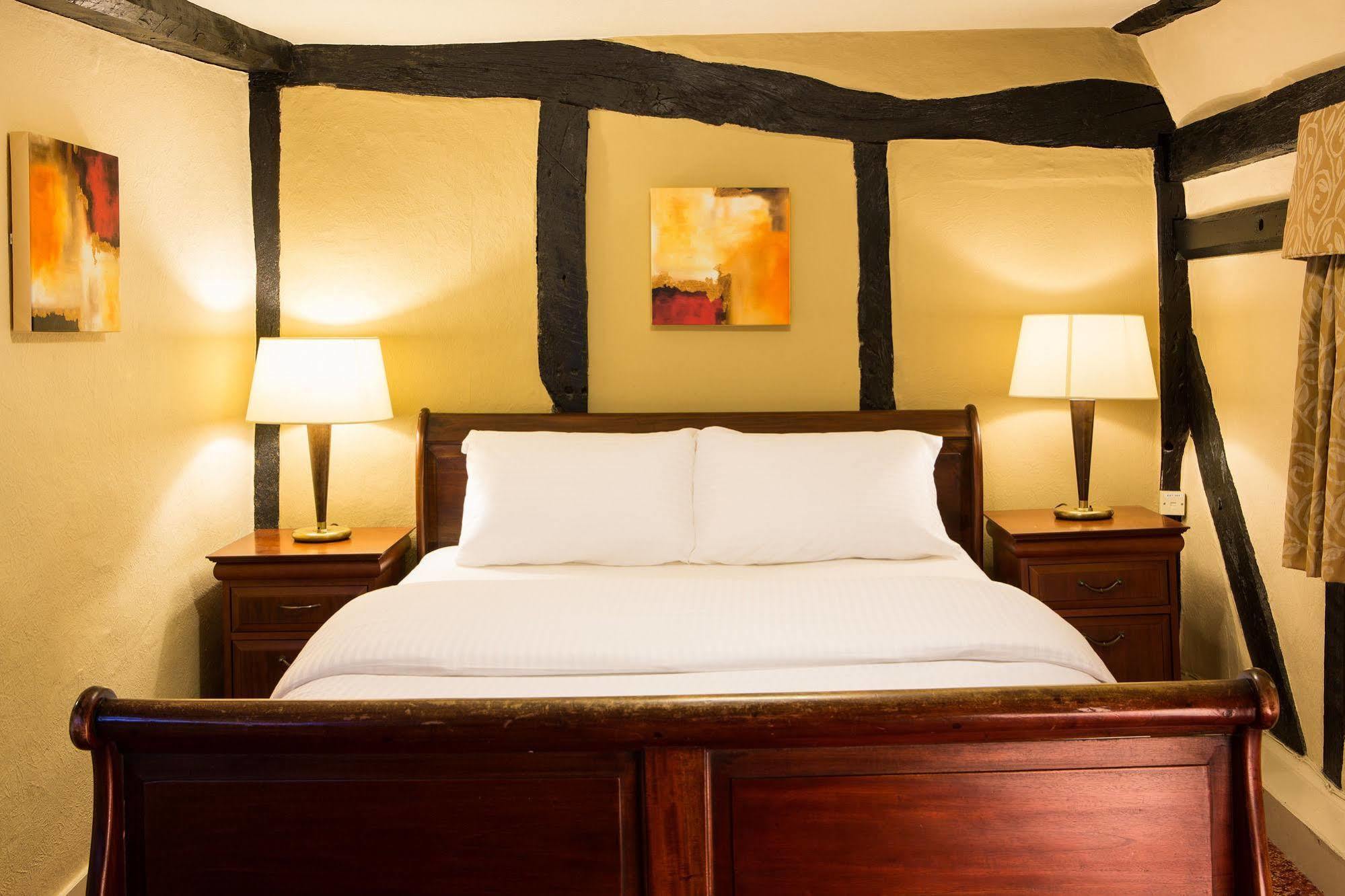 The Bell Hotel & Inn By Greene King Inns Woburn Kültér fotó